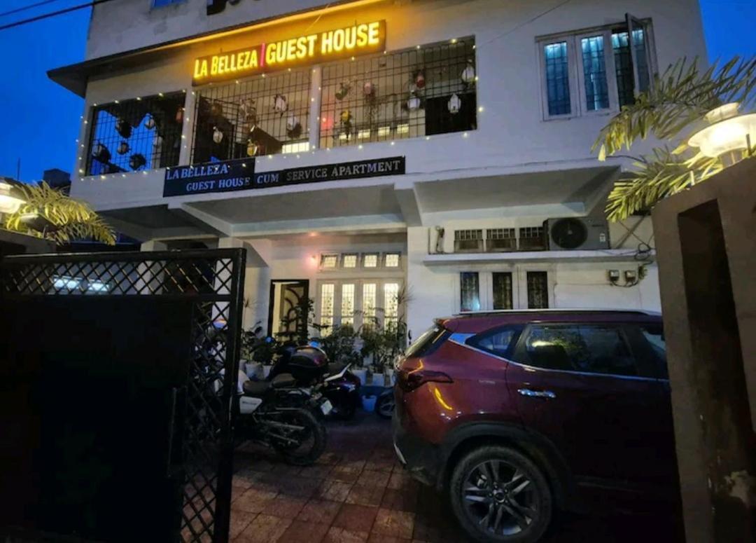 La Belleza Guesthouse Guwahati Exterior foto